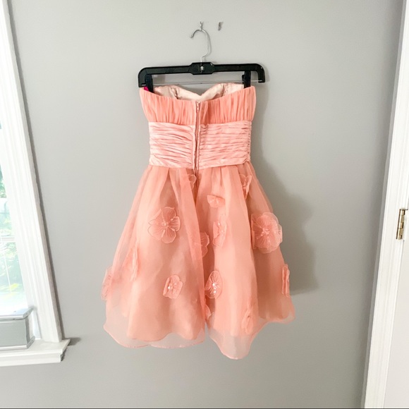 “The Vow” Dress - Picture 5 of 8